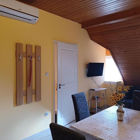 Andrea Apartmanhaz Balatongyorok Exterior photo