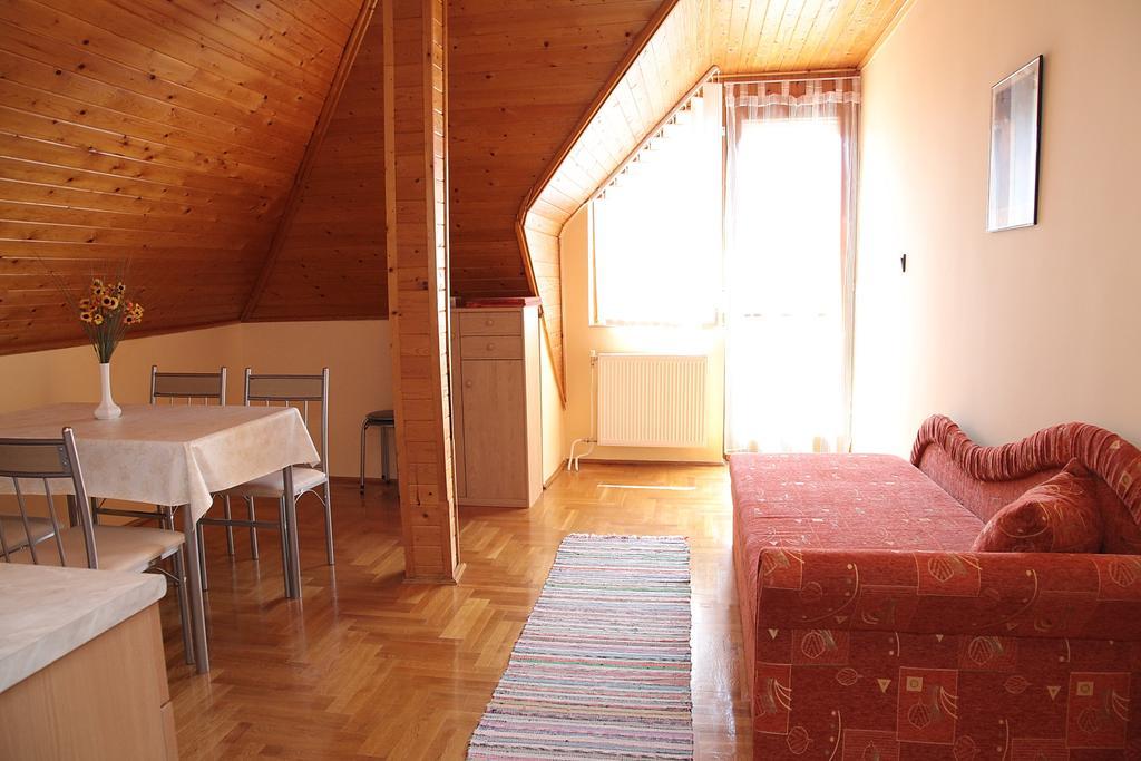 Andrea Apartmanhaz Balatongyorok Exterior photo